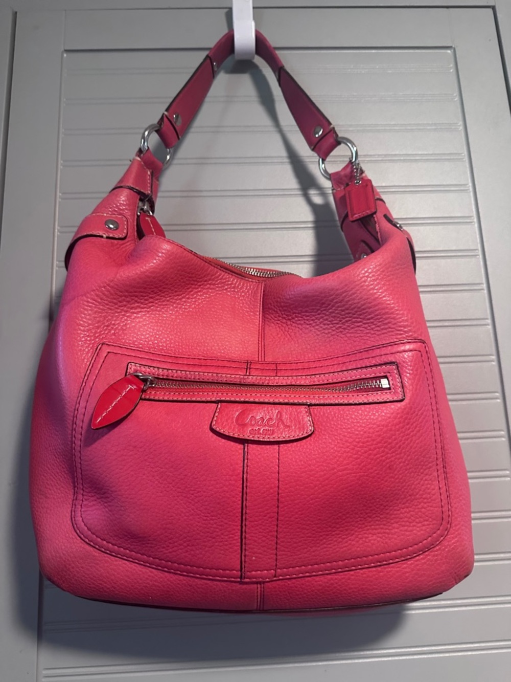 Coach Vintage Penelope Large Red/Pink Leather Hobo Bag EUC MSRP: $348.00